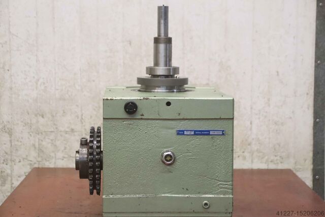 Kurvengetriebe i = 1:8 45° Manifold RTU 800 8-150
