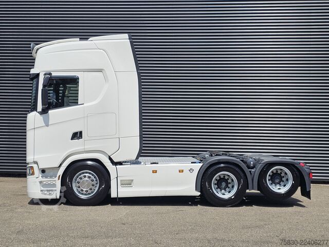 Standard-SZM Scania S660 V8 6x2 BOOGIE / RETARDER / FULL AIR SUSPEN...