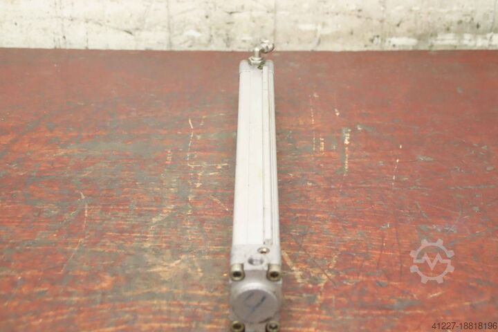 Pneumatic cylinder Festo Flachzylinder Hub 300 mm