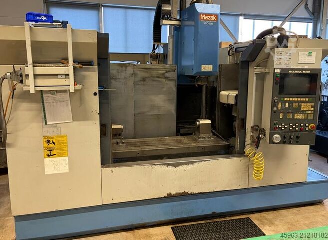 Vertikales Bearbeitungszentrum MAZAK VTC 20 B