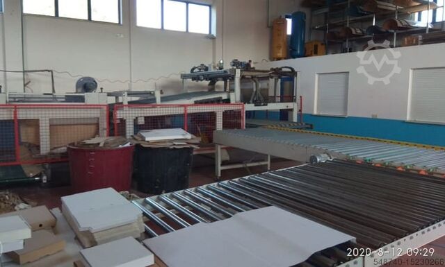 Paper box machine M&M Mediterranea de Maquinaria M&M WRC 98 1150-1600 pizza box machine,