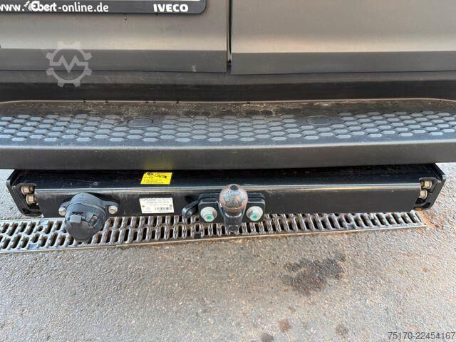 High-roof van Iveco Daily 35S14 *R3.520mm*AHK*Kamera*