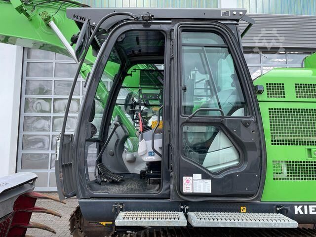Wheel excavator Hitachi ZX225USLC-6 / 1.690h / OQ65 / Greifersäge