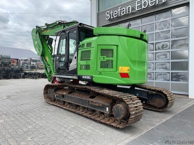 Wheel excavator Hitachi ZX225USLC-6 / 1.690h / OQ65 / Greifersäge