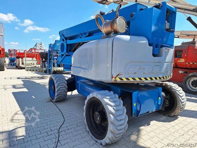 Articulated boom lift Niftylift HR28 HYBRID 4X4