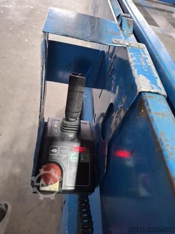 Scissor lift Genie GS-4047