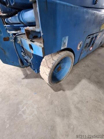 Scissor lift Genie GS-4047