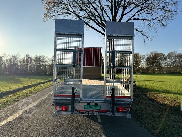 DAF XF 530 - 6x2 - Machine Transporter / Beavertail Truck - 2019 - EURO 6 - 675,000 km - MOT 1-27 DAF XF 530 - 6x2 - Machine Transporter / Oprij Vrachtwagen - 2019 - EURO 6 - 675DKM - APK 1-27