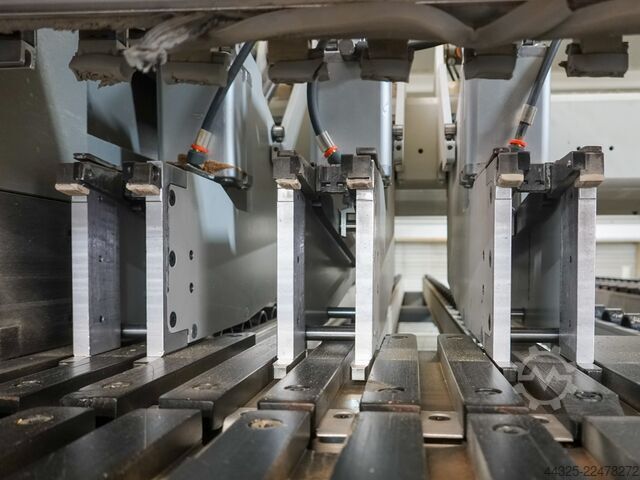 Automatic Loading Panel Saws SELCO WNT 650