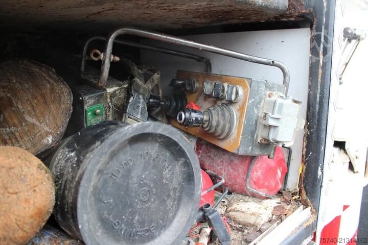 Concrete pump Mercedes-Benz Ecoliner 1320 + 15 meter pomp concrete + manual...