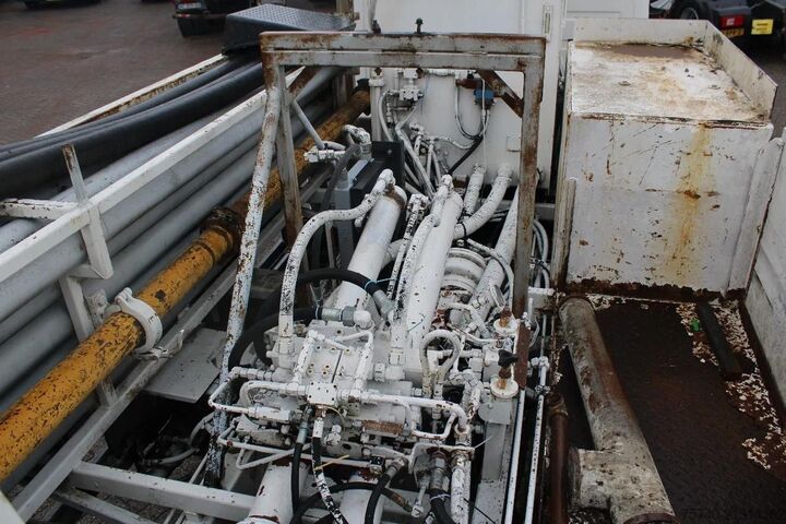 Concrete pump Mercedes-Benz Ecoliner 1320 + 15 meter pomp concrete + manual...