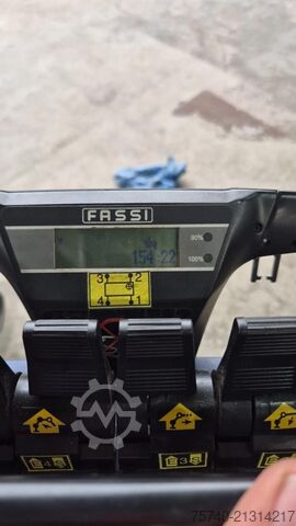 Kranwagen Mercedes-Benz SK 3538 + NEW!! UNUSED!! 1.216km + 142H + FASSI...