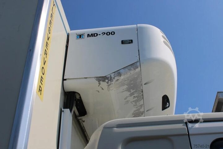 Kühl-/Tiefkühltransport Scania P230 + thermo king + lift