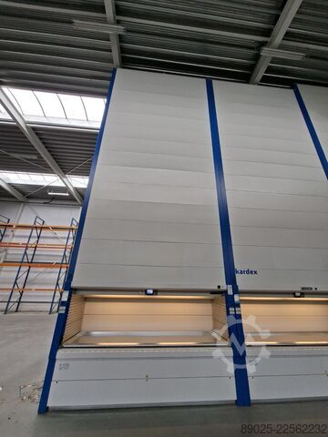 Storage lift Kardex Hoogte : 8950 mm
