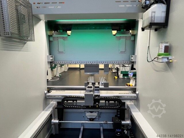 Elektrische Abkantpresse Hezinger-PressLine PRCE08020