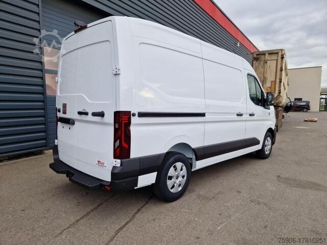 Box van Renault Master L2H2