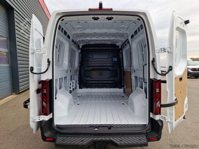 Box van Renault Master L2H2