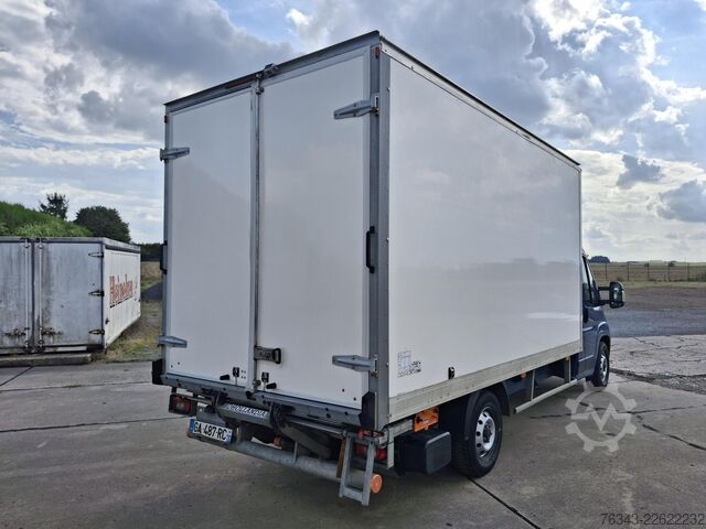 Kasten mit 20 m³ Volumen und Ladebordwand FIAT DUCATO 35 MAXI 2.3 MJT 130 - E6
