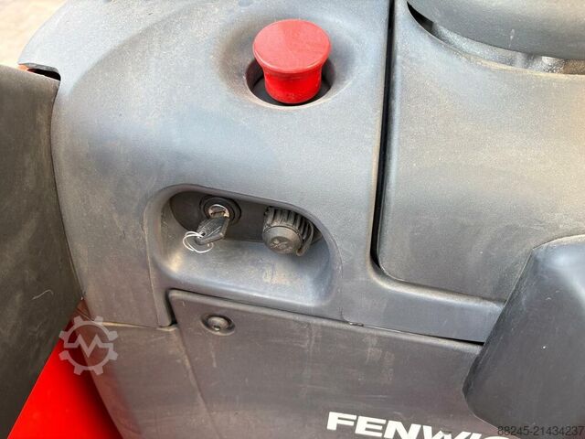 VS-22569 Electric DUO ride-on stacker Linde D14SP LINDE D14SP