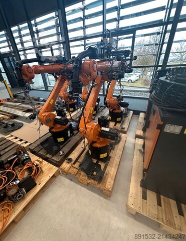 Industrial robot KUKA KUKA KR16 R2010