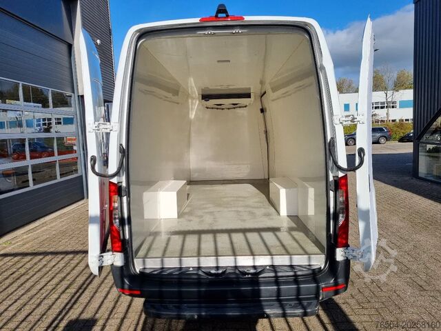 Refrigerated/freezer transport (delivery van) Mercedes-Benz Sprinter 315 CDI L4H2 XXL Koelwagen Carrier Vie...