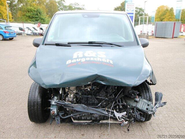 Panel van Mercedes-Benz Vito 116 CDI 9-GTronic Kompakt KLIMA+LED+AHK