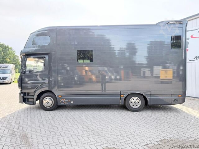 Viehtransporter LKW MERCEDES-BENZ ATEGO 1021  Roelofsen 3  Pferde  Wohnung Dusche