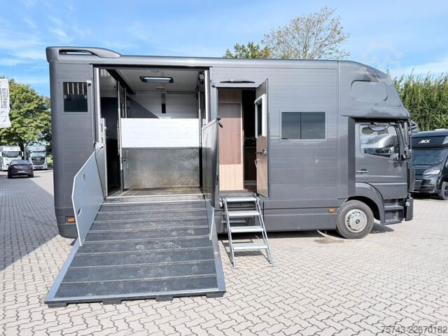 Viehtransporter LKW MERCEDES-BENZ ATEGO 1021  Roelofsen 3  Pferde  Wohnung Dusche