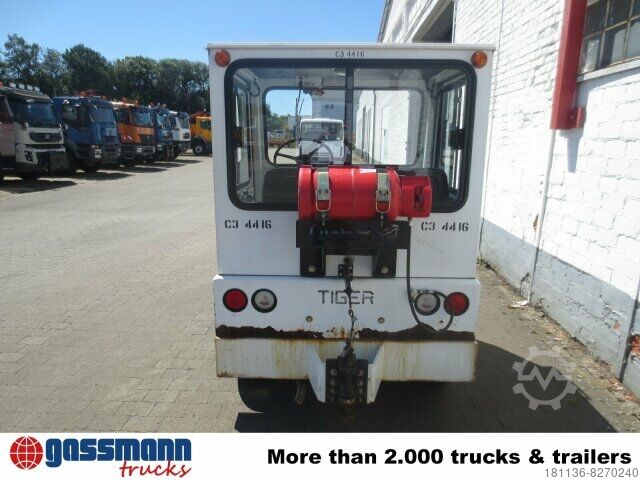 Customized van Tiger TC 50, Zugmaschine