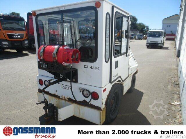 Customized van Tiger TC 50, Zugmaschine