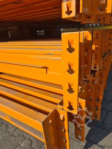 Pallet rack traverse Traverse Racking Nedcon NS / 2.250 mm / K 90x40 mm / orange / inkl. Innenlagewinkel
