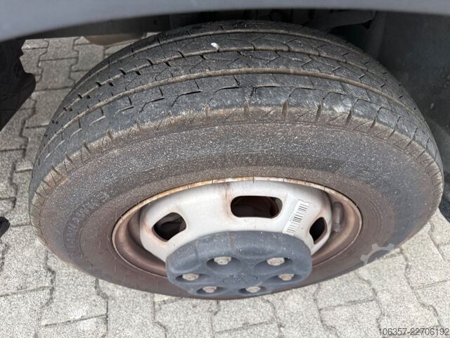 Transporter mit Koffer IVECO Daily 35C16 3,0L Koffer LBW 750kg Euro6E Seitent