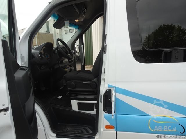 Intercity bus MERCEDES-BENZ eSprinter 14 Sitze Electric Range: 300 km