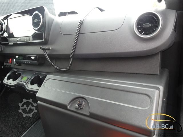 Motor coach MERCEDES-BENZ Sprinter CMS 21 Sitze EURO 6