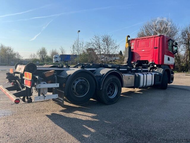 Roll-off tipper truck SCANIA SCANIA CV 440 SCARRABILE