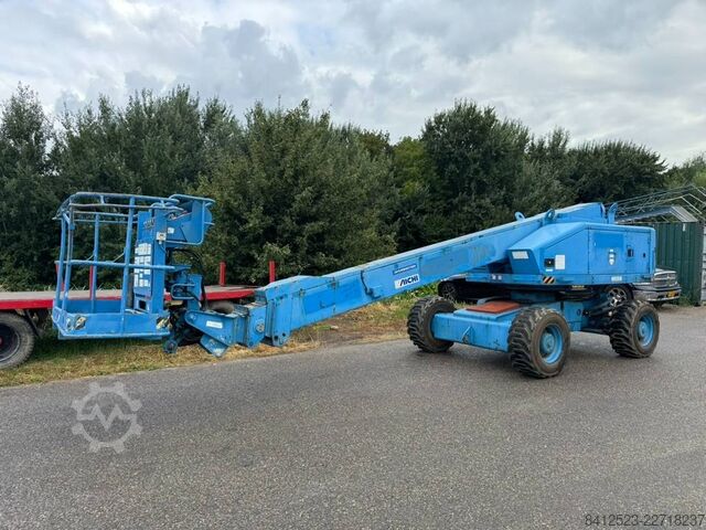 Teleskopbühne Aichi SP18A