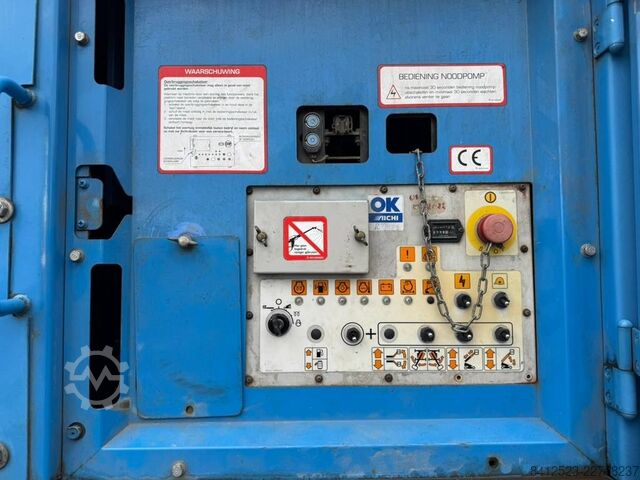 Teleskopbühne Aichi SP18A