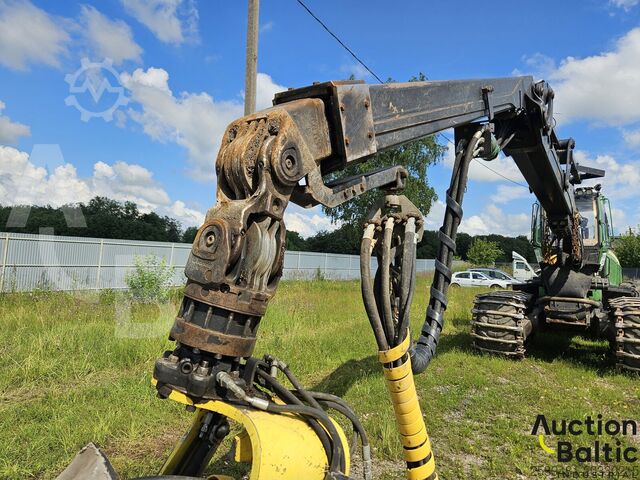 Harvesting equipment John Deere 1170 E