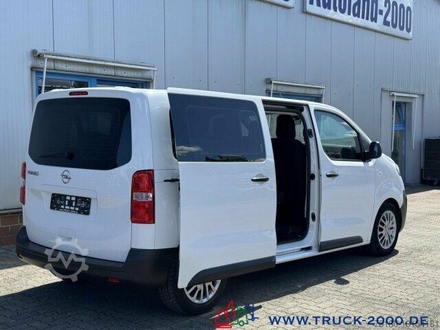 Minibus Opel Vivaro 9 Sitzer Klima vorne & hinten Navi + DAB