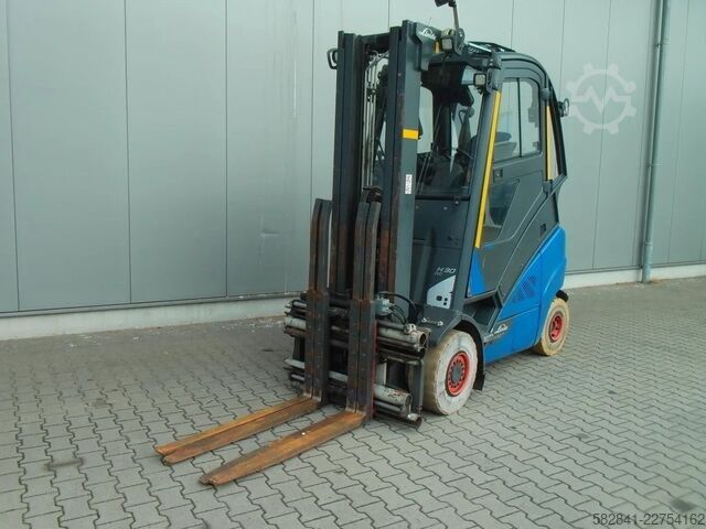 Treibgasstapler LINDE H 30 T -02