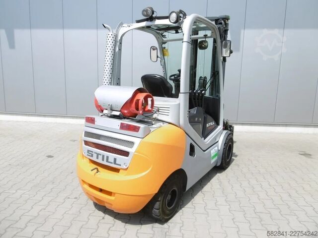 Treibgasstapler STILL RX 70-30T/7327 2008