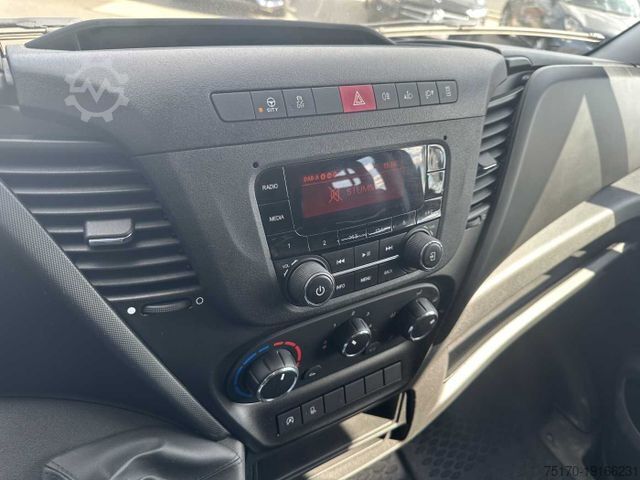 Pritschenwagen IVECO Daily 35S14 Pritsche+Plane *AHK*Ladekran*7-Sitze