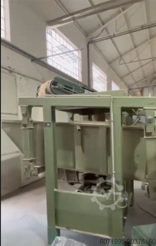 Komplette Produktionslinie für Holzspäne Wood shavings machinery 