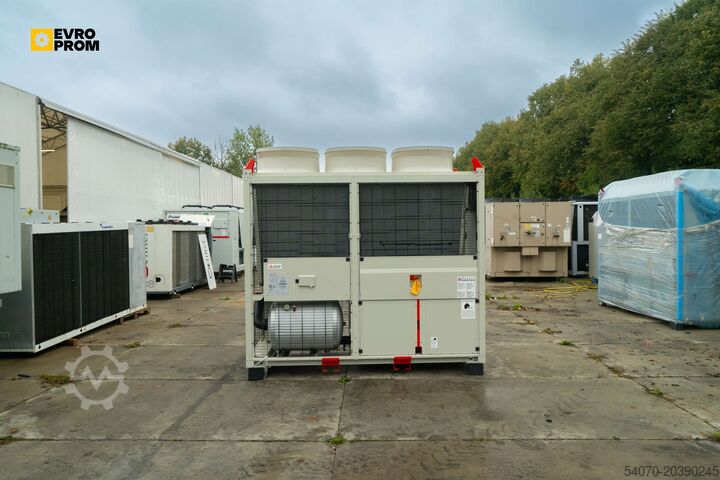 Chiller New Aircooled chiller CLIMAVENETA MECH IS G07 0092 90.2 KW
