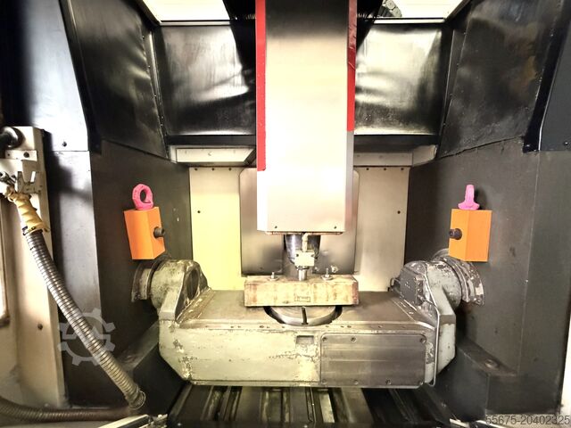 5-Achs-Vertikal-Bearbeitungszentrum HERMLE C800U