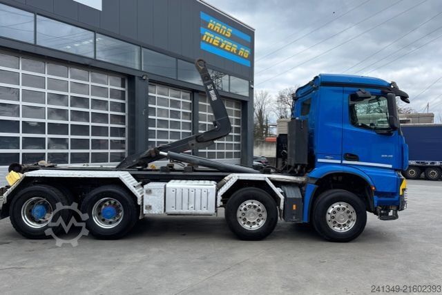 Abrollkipper MERCEDES-BENZ Arocs 3245 8x4 Hiab 26T (ab DE TÜV...