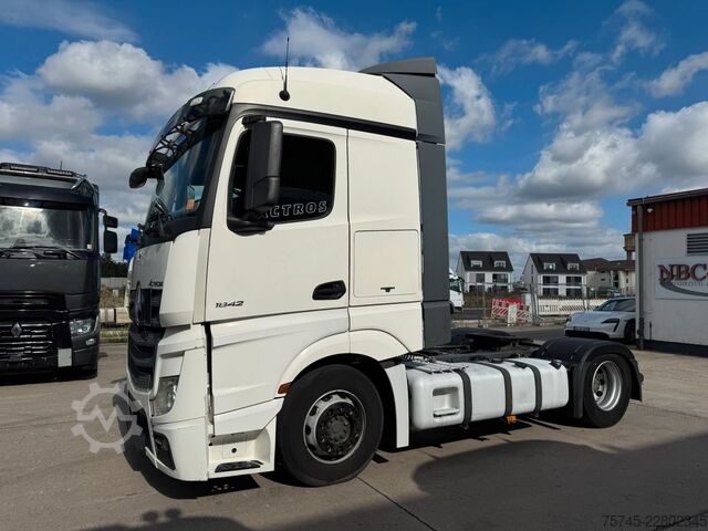 Volume tractor unit MERCEDES-BENZ ACTROS 1842 *RETARDER * VOLUMEN *