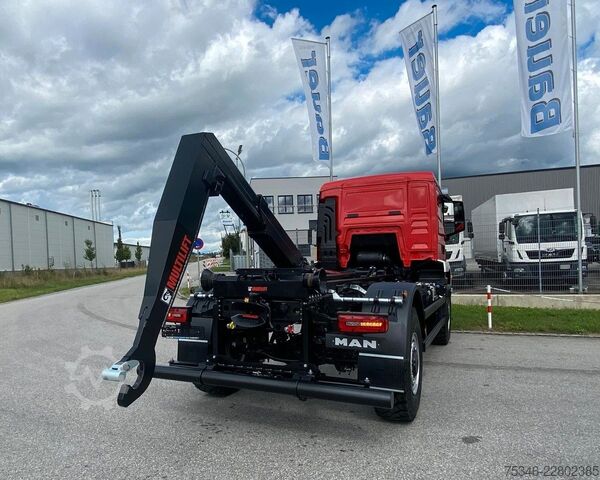 Sonstige MAN TGM 18.250 4x4 /Abroller/Hiab/NL 9,3 to/3-Sitze
