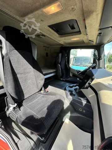 Volume-SZM Mercedes-Benz Actros 1843 LS Autotransporter SZM EUROLOHR