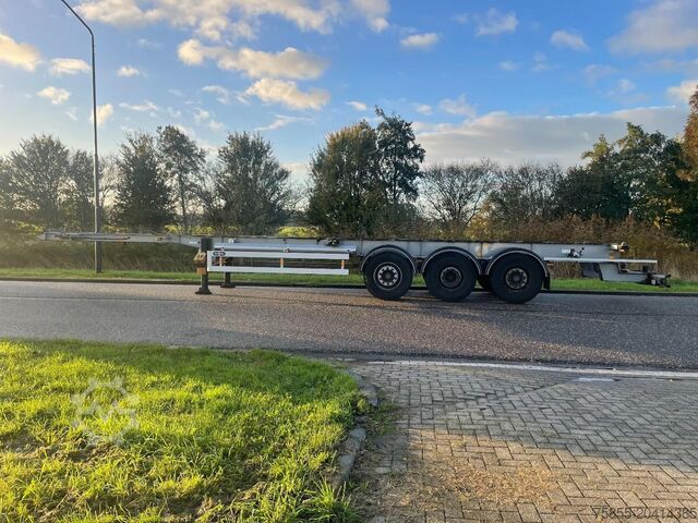 Container transport Van Hool 3B2015 Chassis / 20-40-45 FT / SAF Axles / Disc...